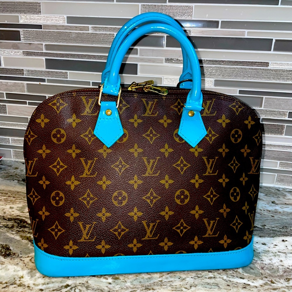 Louis Vuitton Alma PM